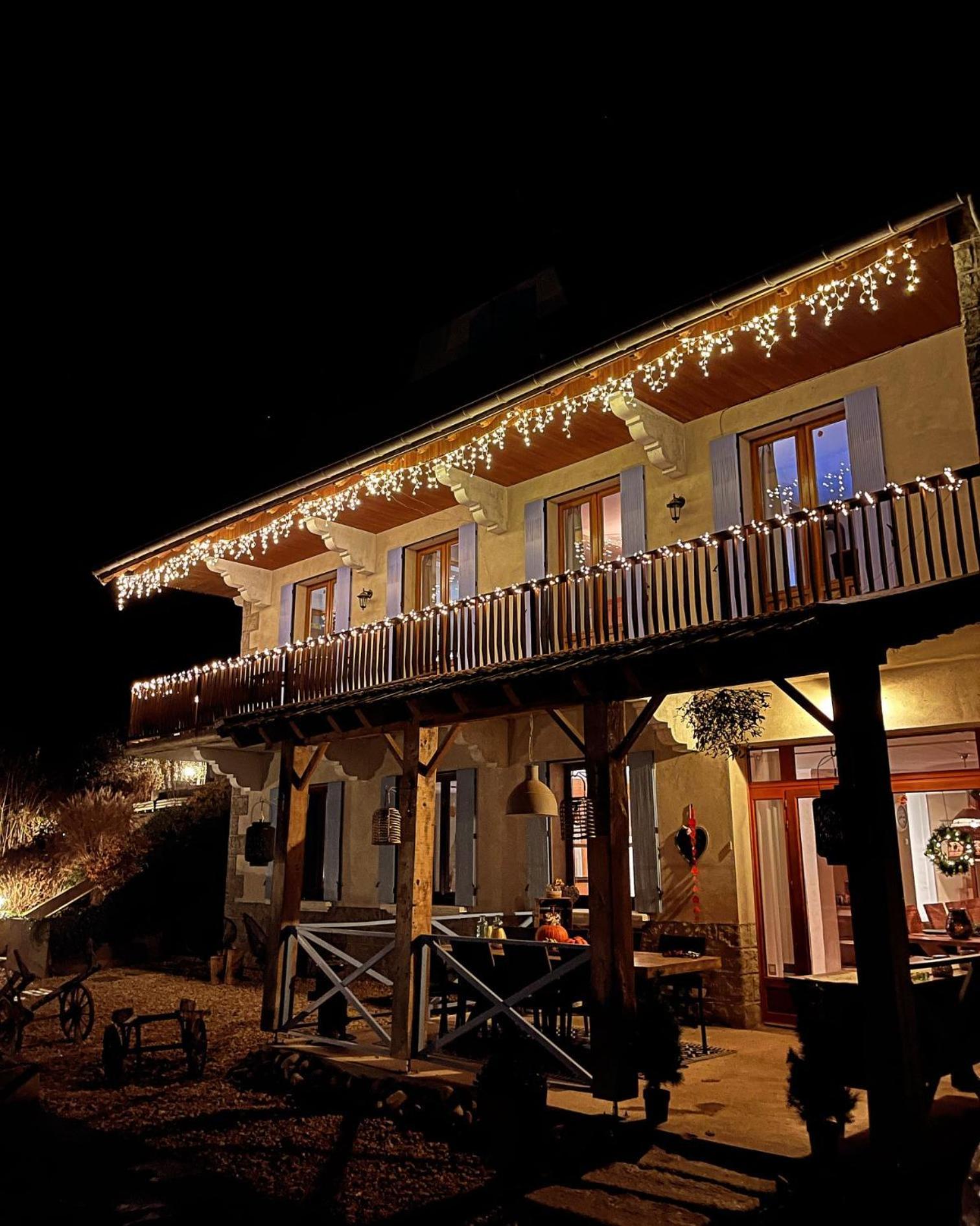 La Maison Du Chevalier Мара Экстерьер фото