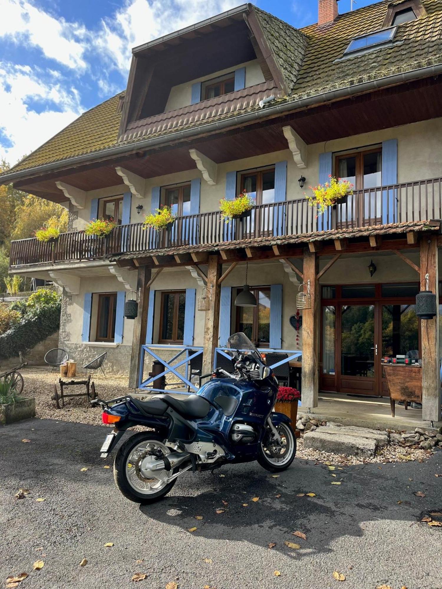 La Maison Du Chevalier Мара Экстерьер фото